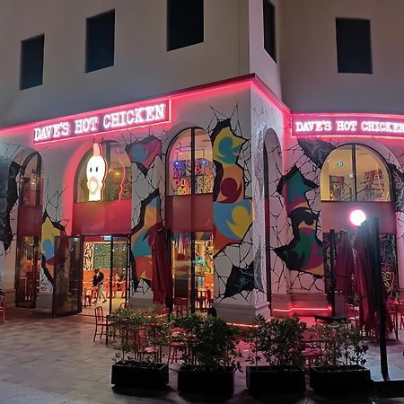 The Aero Hostel 迪拜 外观 照片