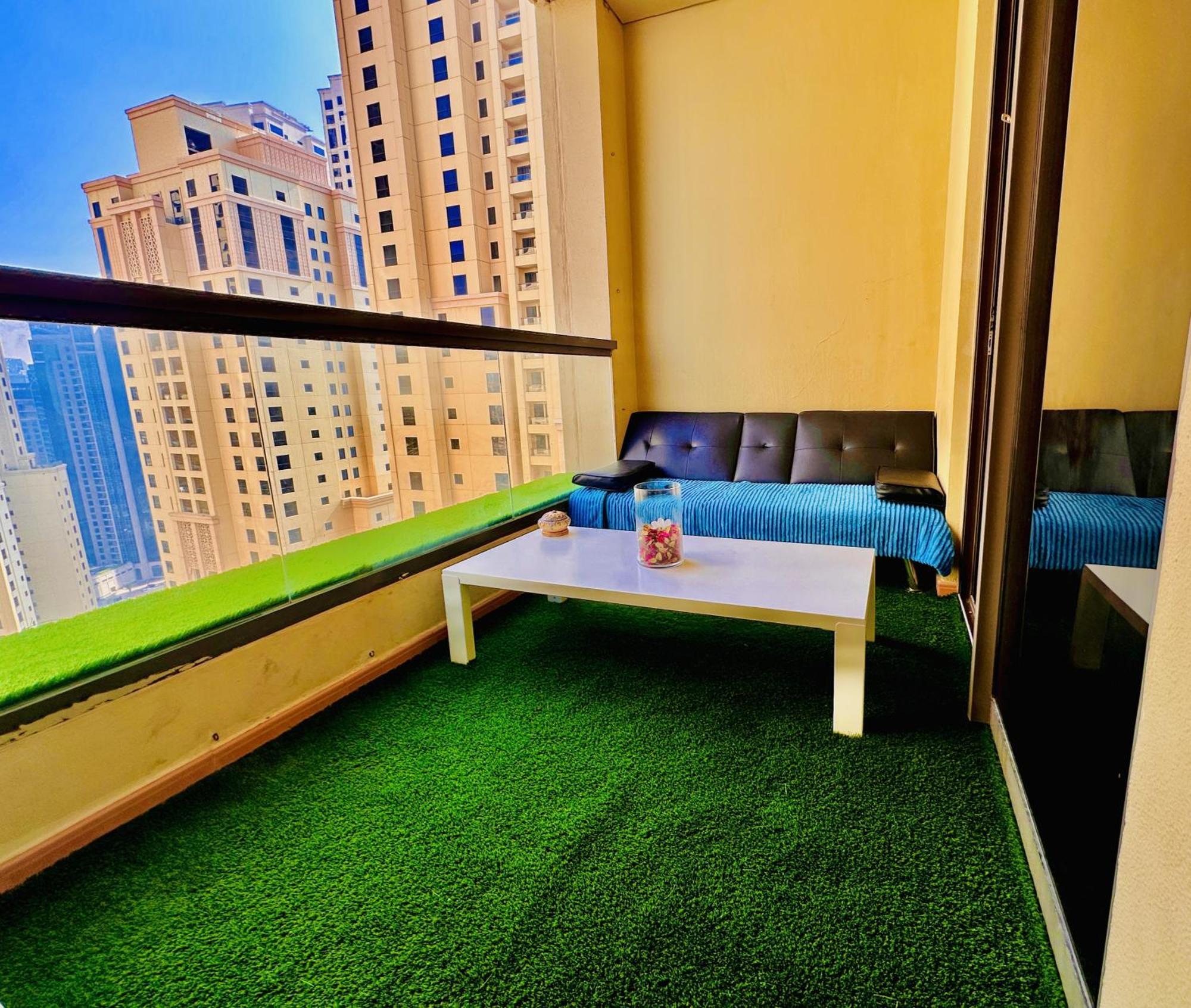 The Aero Hostel 迪拜 外观 照片